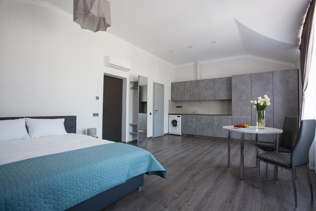 Aparthotel Sumskaya Apartments Kyiv Exterior photo