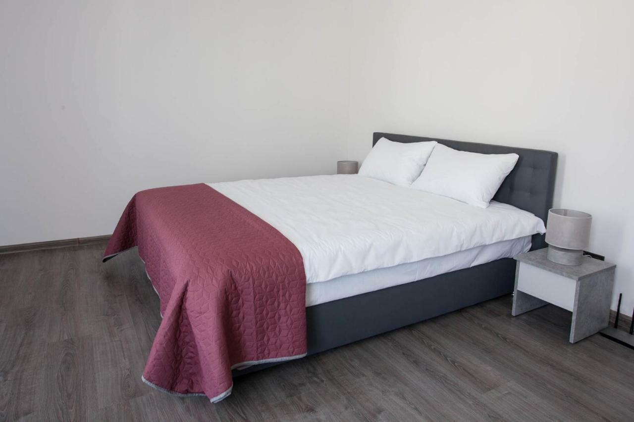 Aparthotel Sumskaya Apartments Kyiv Exterior photo