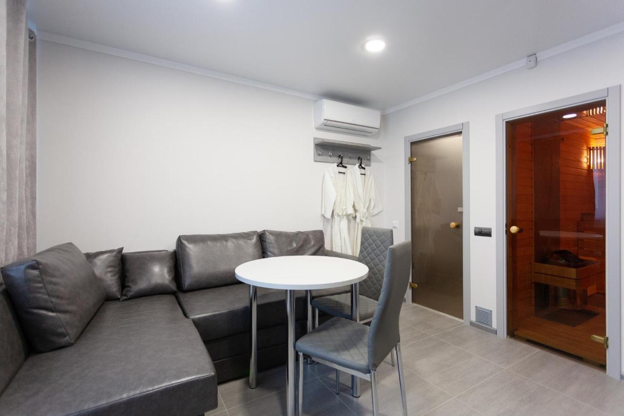 Aparthotel Sumskaya Apartments Kyiv Exterior photo